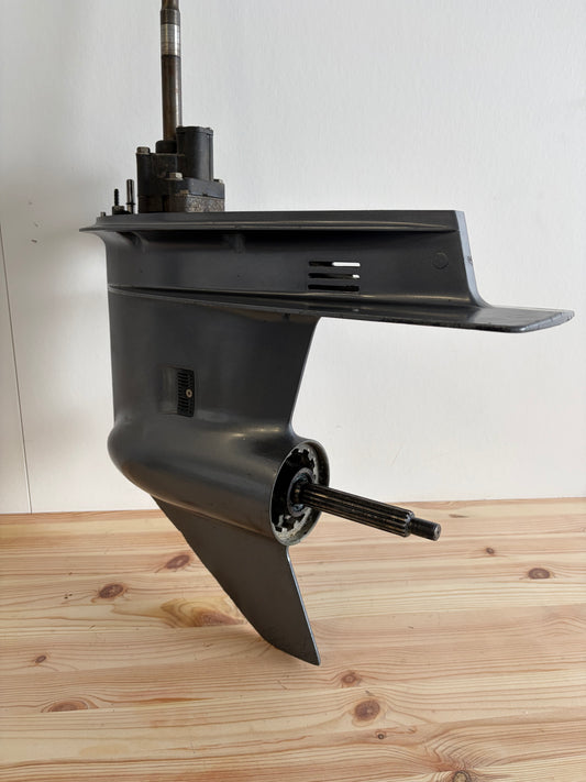 Växelhus Yamaha F80/F100 67F-45300-10-4D / 6D9-45300-15-8D – bild 1