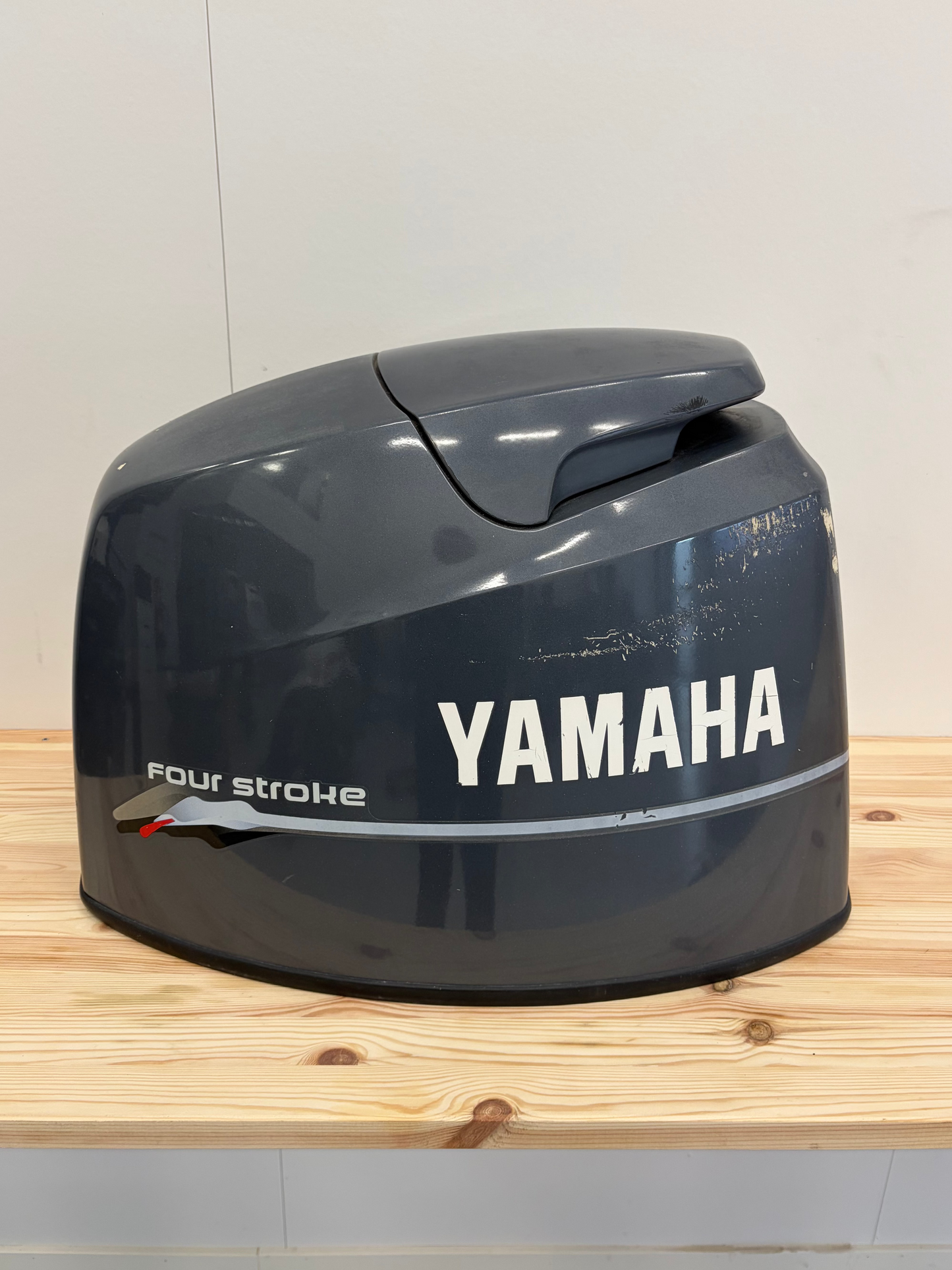 Motorkåpa Yamaha F80/F100 67F-42610-01-8D – bild 2